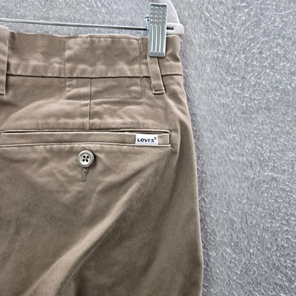 Levis *please carefully